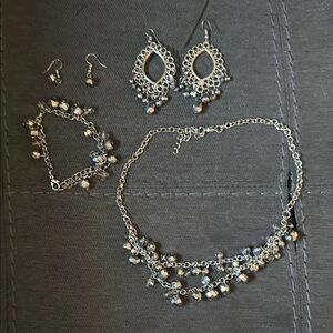 Elegant Silver Jewelry Set